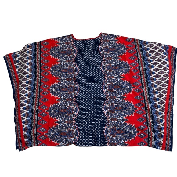 Belle by Kim Gravel Bandana Print
V-Neck Poncho Blue/Red Size XXS V Neck NWOT - Picture 3 of 12